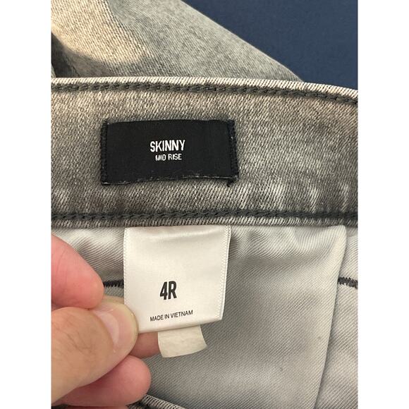 Express Gray Skinny Mid Rise Jeans Size 4R - Picture 4 of 11